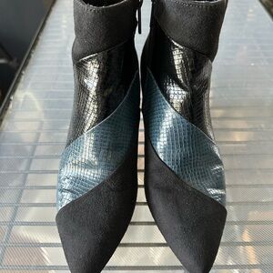 Impo Black and Blue Textured Ankle Boots Women's